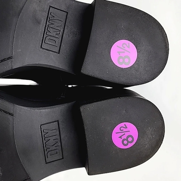 NWT DKNY Women's Taeta Black Leather Zip Moto Chunky Short Boots Size 8.5M - Picture 10 of 16